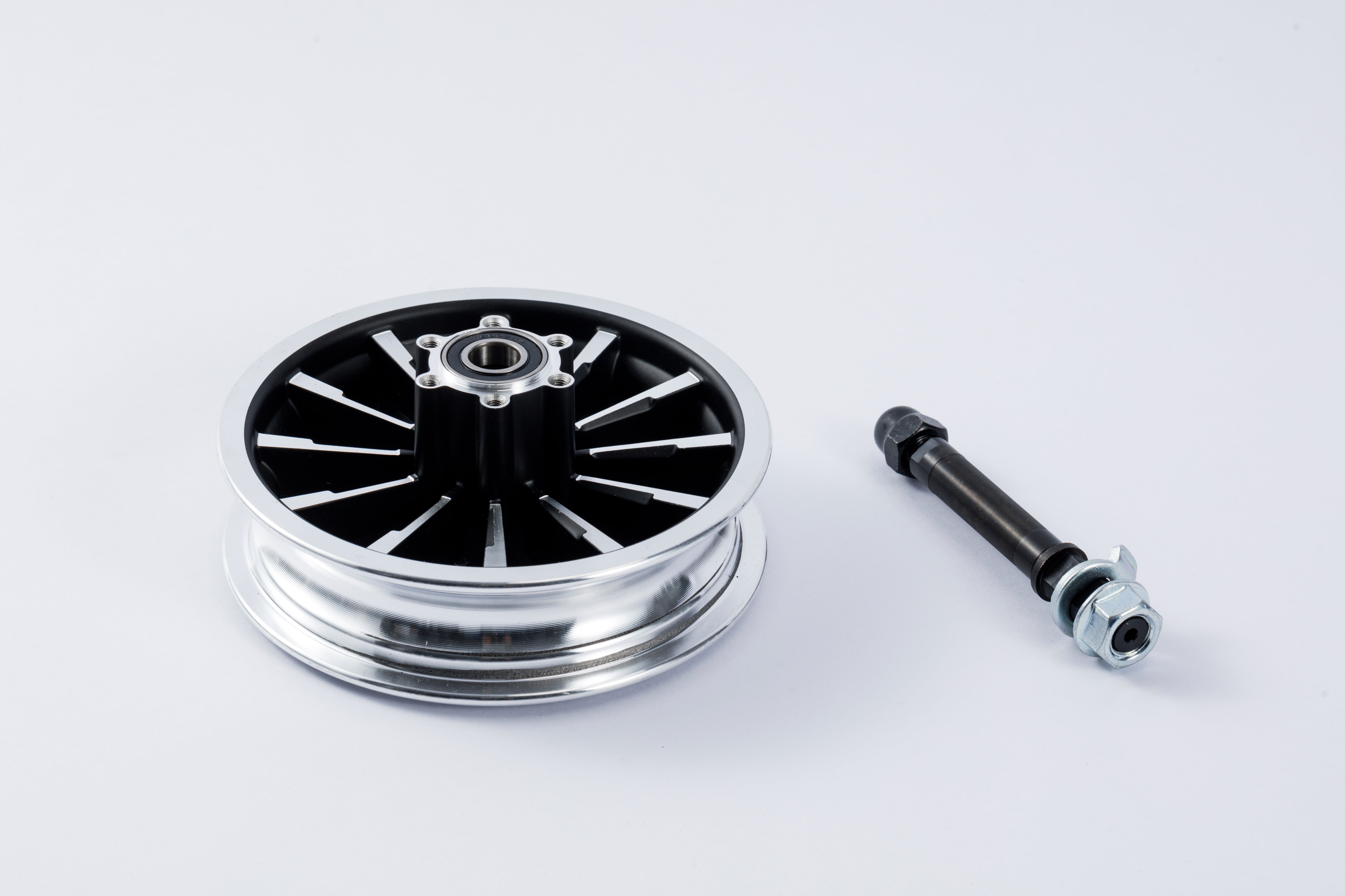 Front Solid Wheel Rim & Shaft – OEM | Jager MOXO / Jager HUNTER
