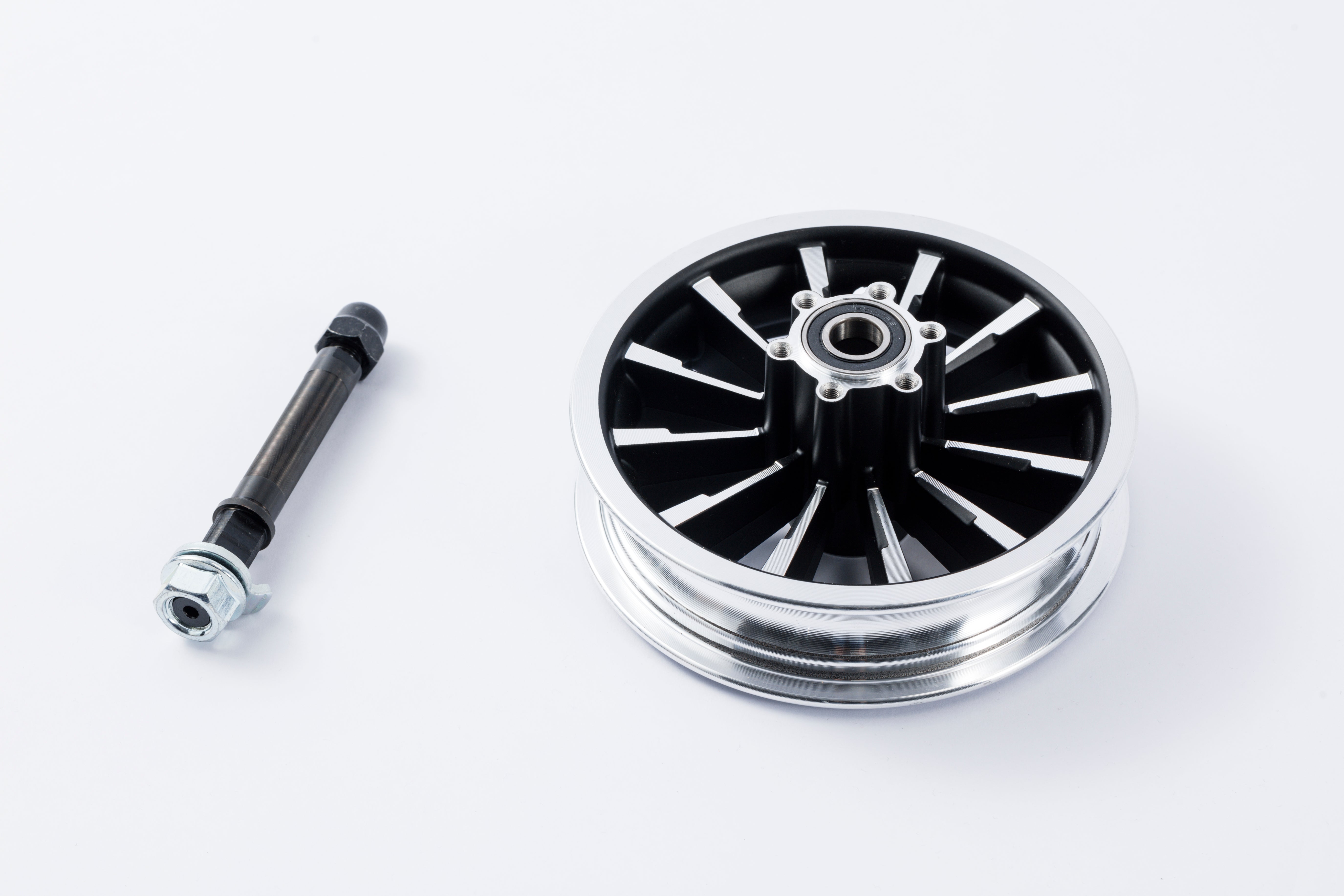 Front Solid Wheel Rim & Shaft – OEM | Jager MOXO / Jager HUNTER